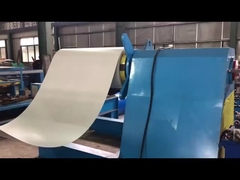 液体脱コイル付きのガラスのタイルロール形作機